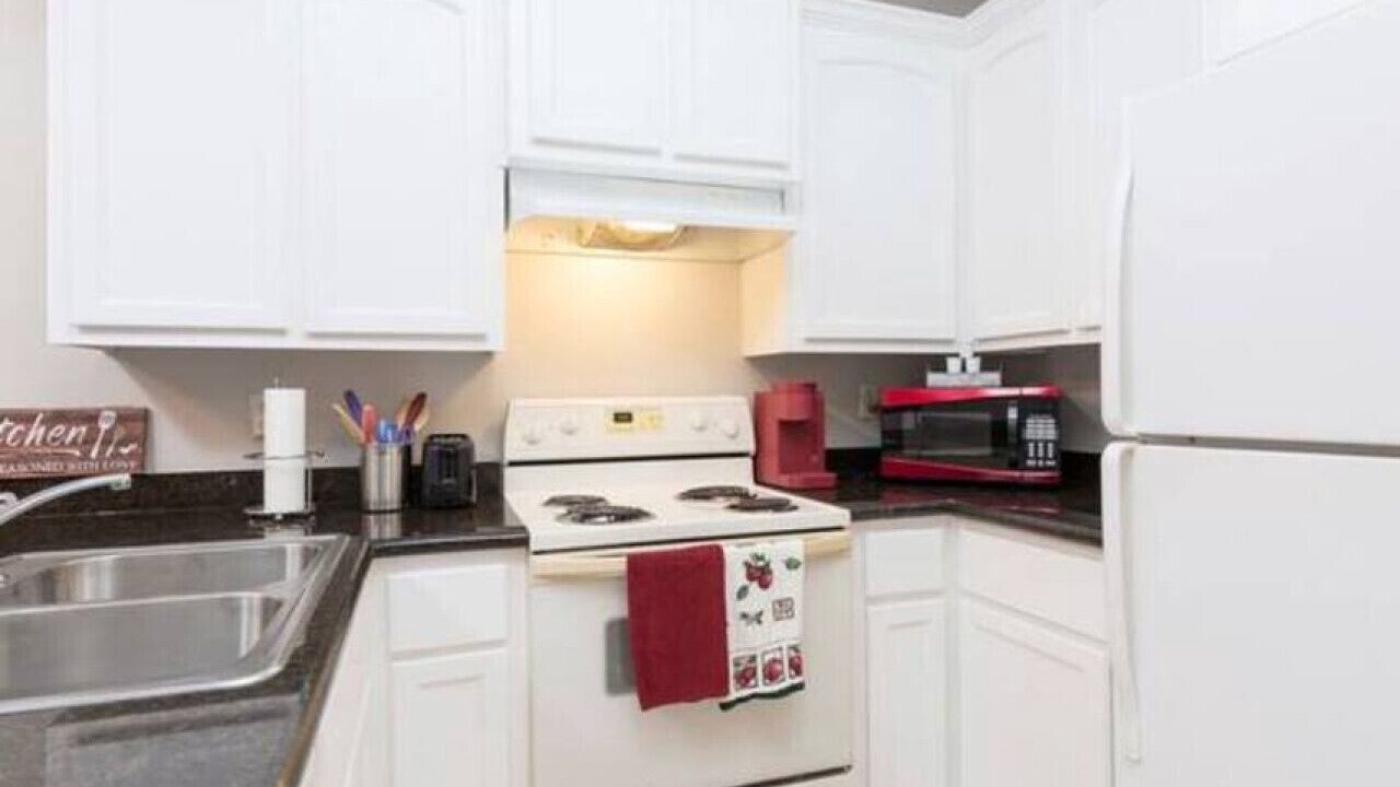 Photo of Kitchen in Edinburg
