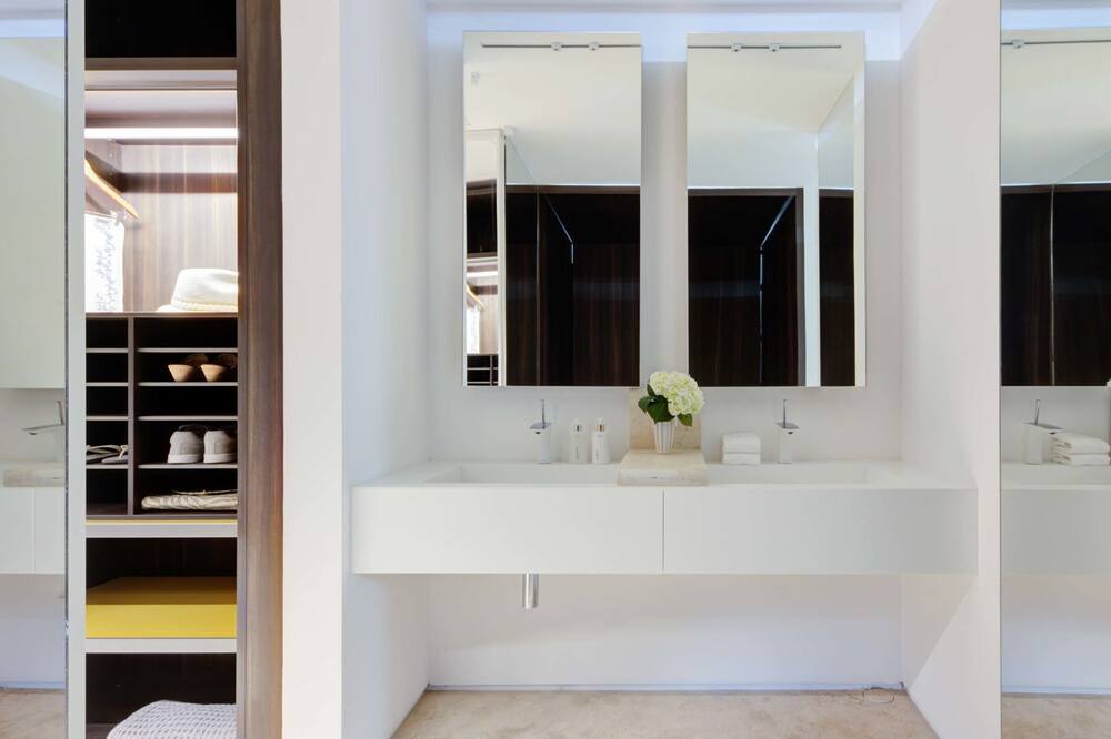 Photo of Bathroom in Zona Hotelera