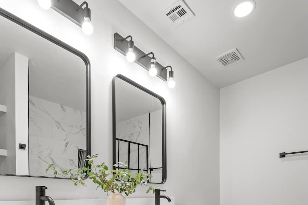 Photo of Bathroom in Coronado