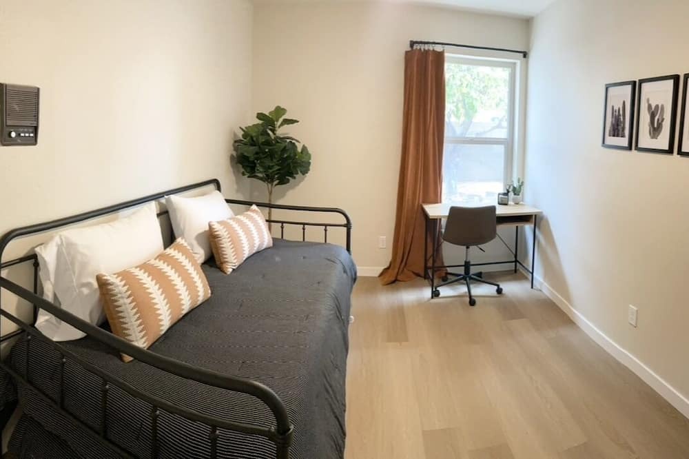 Photo of Livingroom in Yuma