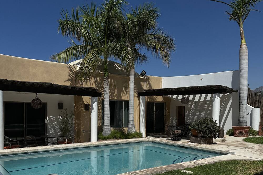 Photo of Outdoor in San Carlos