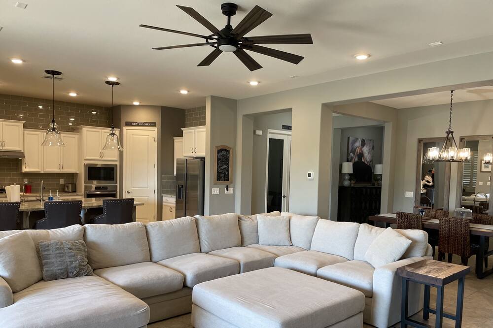 Photo of Livingroom in Montecito in Estrella