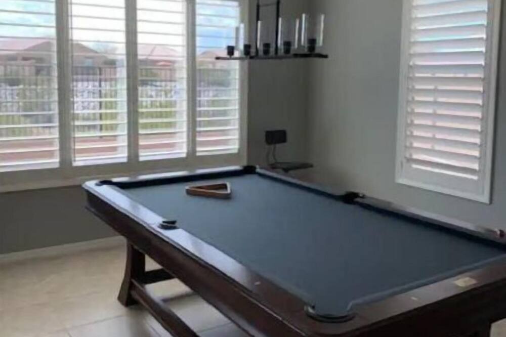Photo of Bedroom in Montecito in Estrella