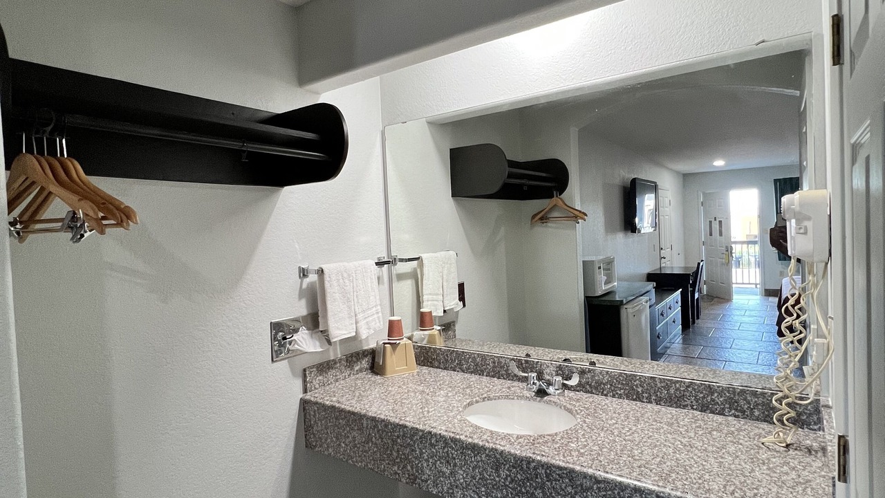 Photo of Bathroom in La Feria