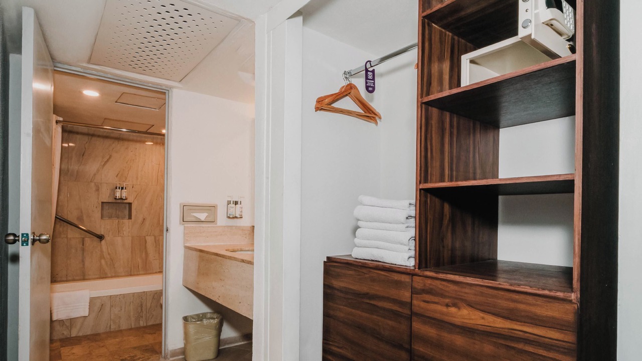 Photo of Bedroom in Costera Acapulco
