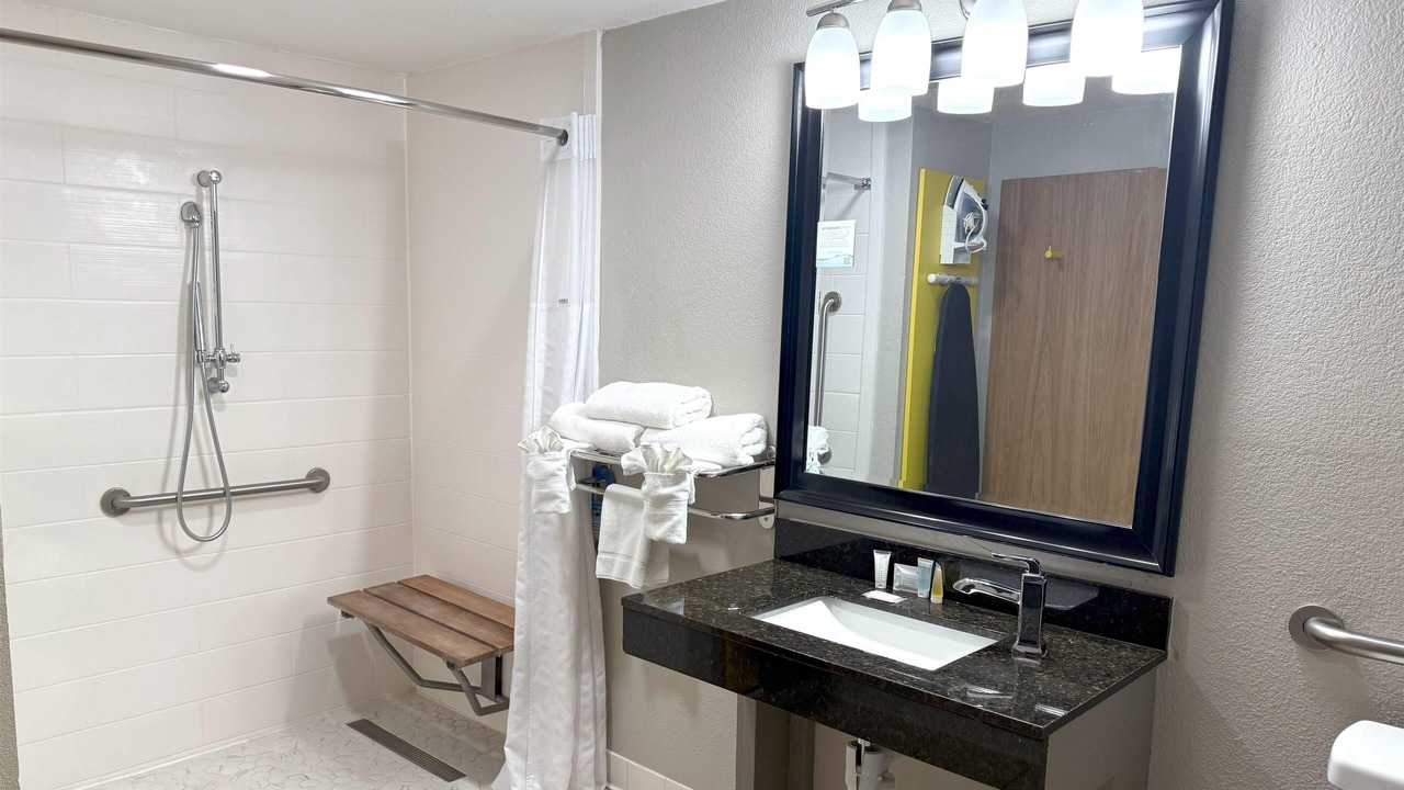 Photo of Bathroom in Yuma
