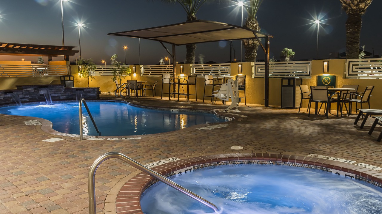 Photo of Outdoor in Edinburg