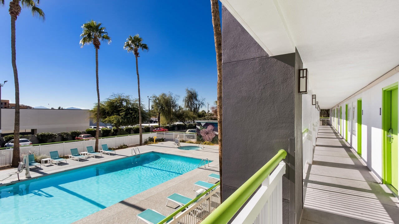 Photo of Outdoor in Paradise Valley Village