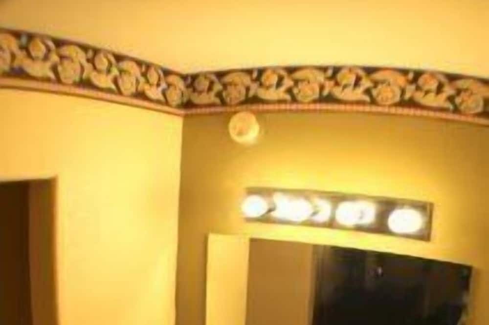 Photo of Bathroom in Harlingen