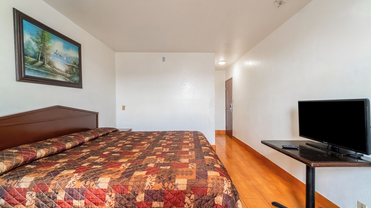 Photo of Bedroom in Brownsville