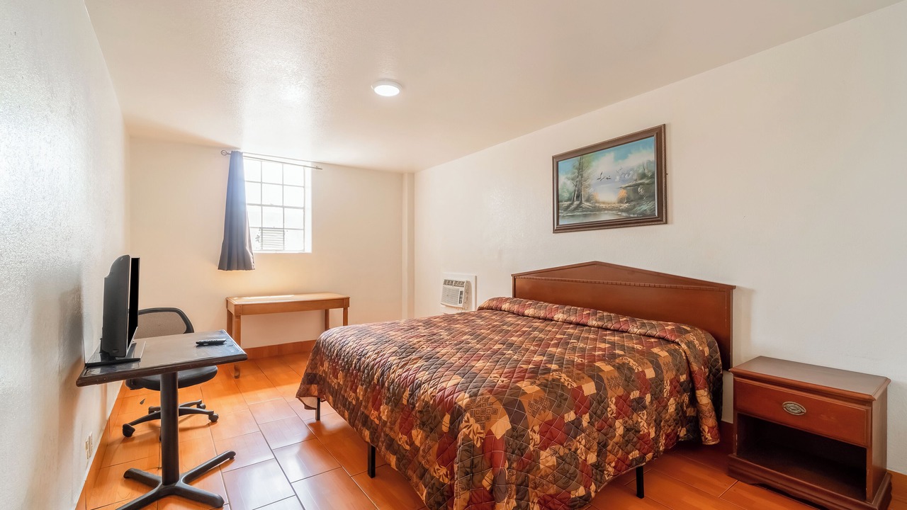 Photo of Bedroom in Brownsville