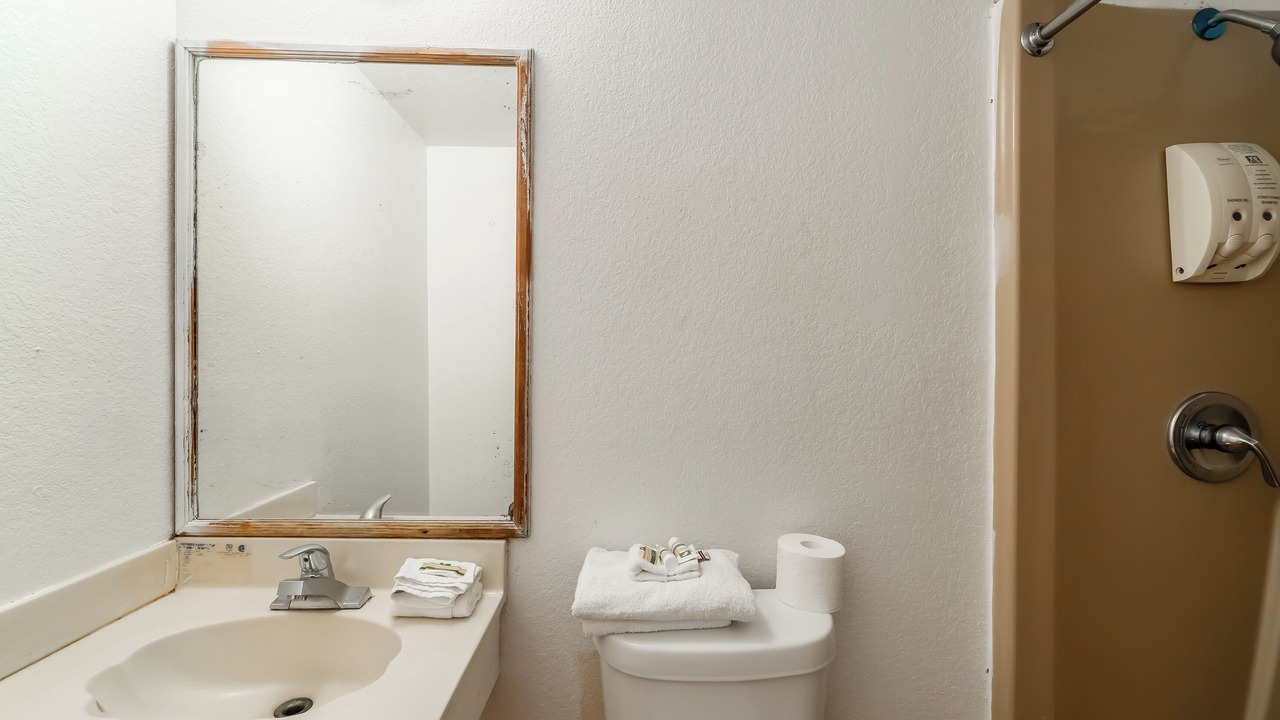 Photo of Bathroom in Brownsville