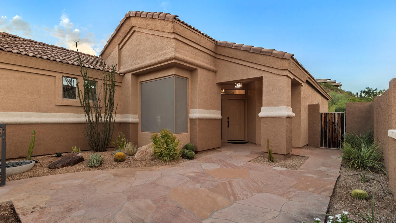 Photo of Outdoor in Paradise Valley Village