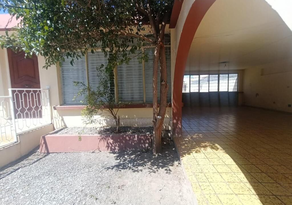 Photo of Others in Linares