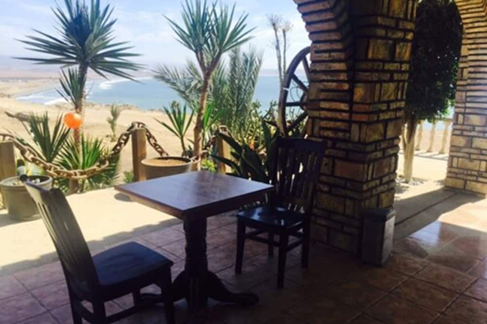 Photo of Outdoor in Camalu