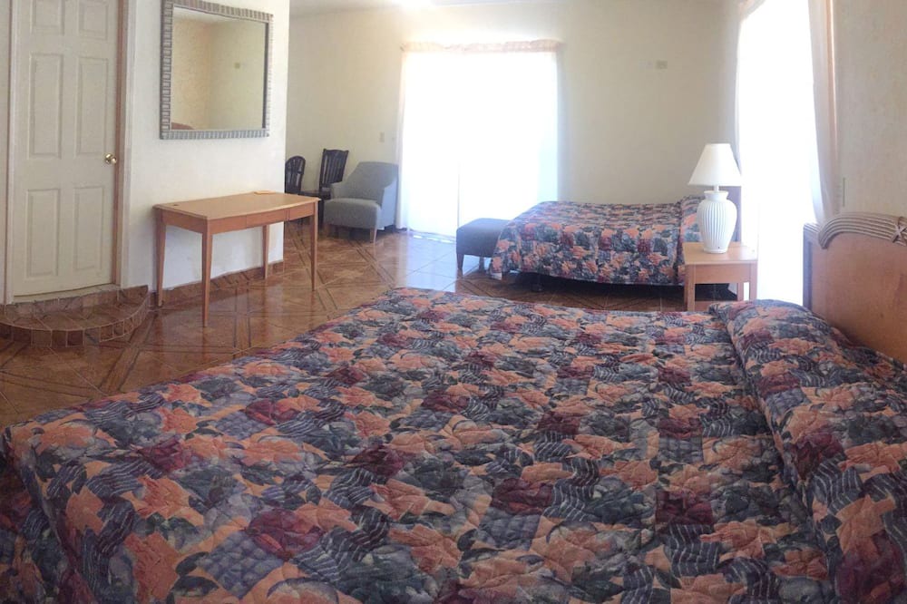 Photo of Livingroom in Camalu