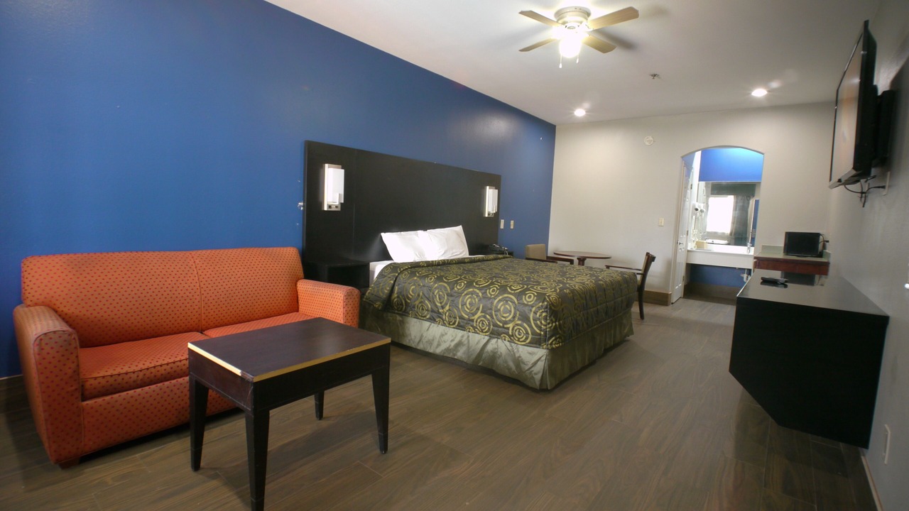 Photo of Livingroom in Alamo