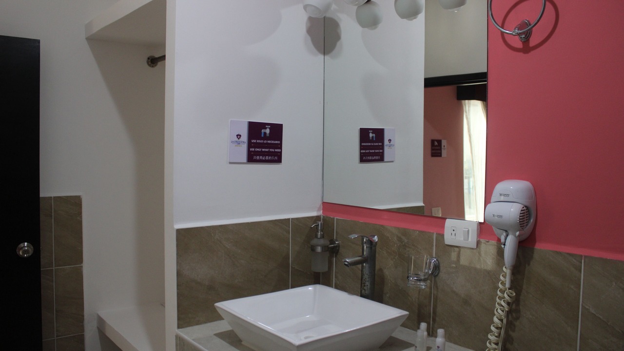Photo of Bathroom in Coatepec