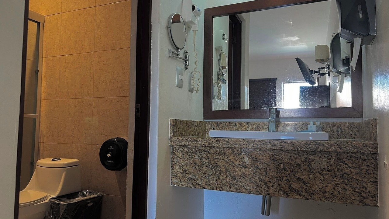 Photo of Bathroom in Tlaquepaque