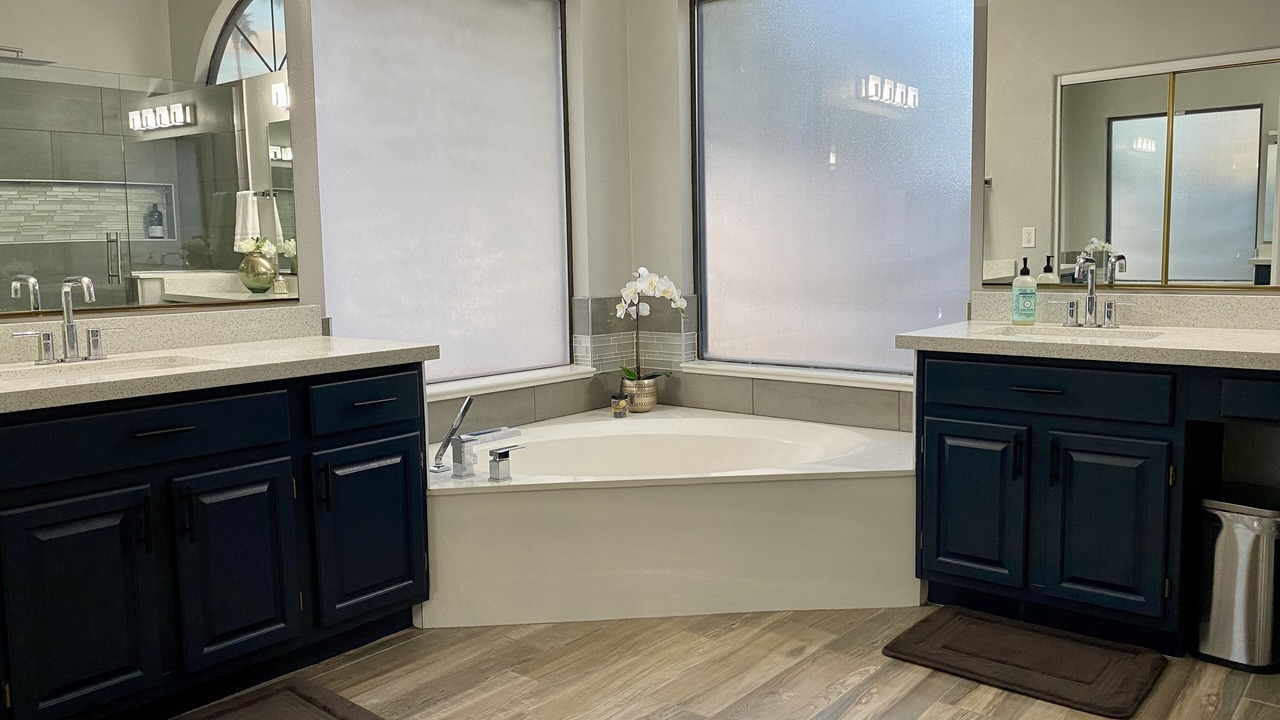 Photo of Bathroom in Avondale