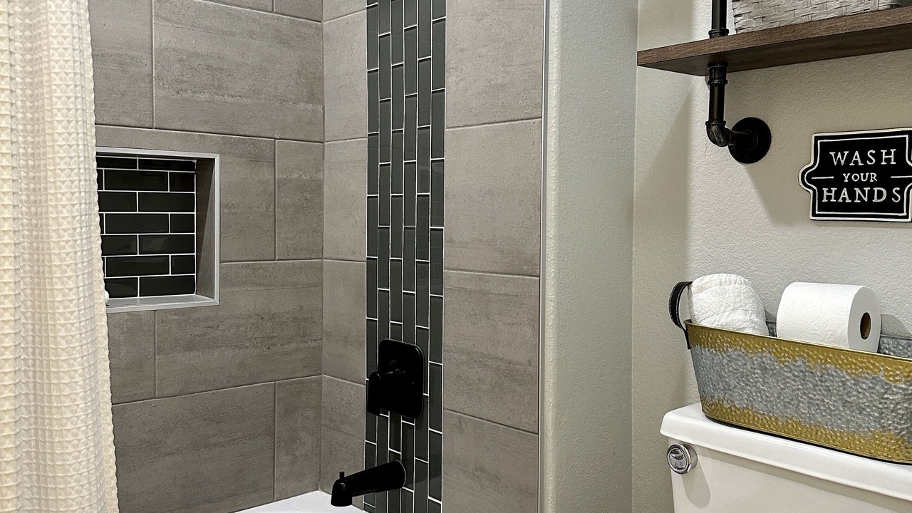 Photo of Bathroom in Avondale