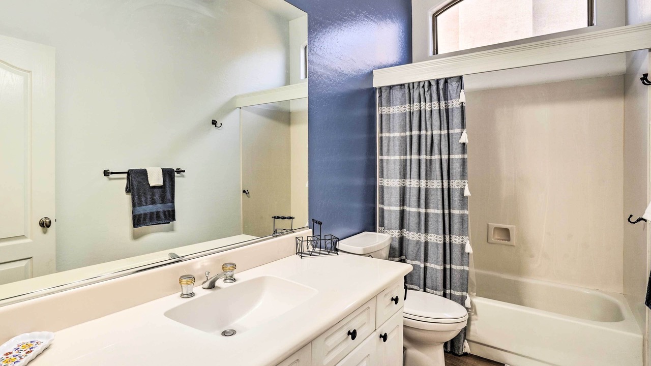 Photo of Bathroom in Tatum Ranch