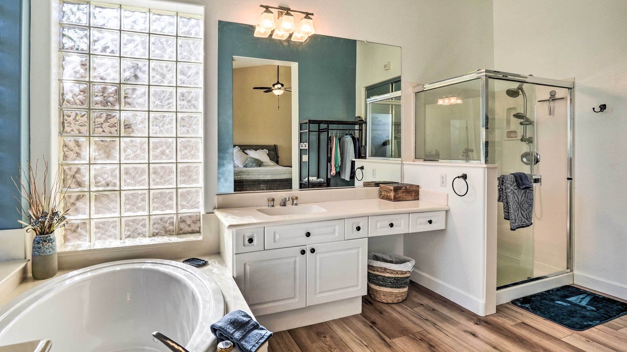 Photo of Bathroom in Tatum Ranch
