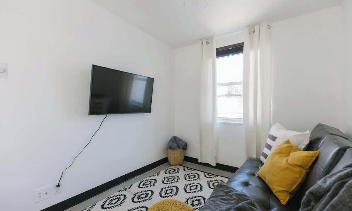 Photo of Livingroom in Bel Air