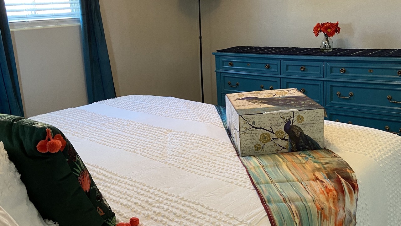 Photo of Bedroom in Blenman-Elm