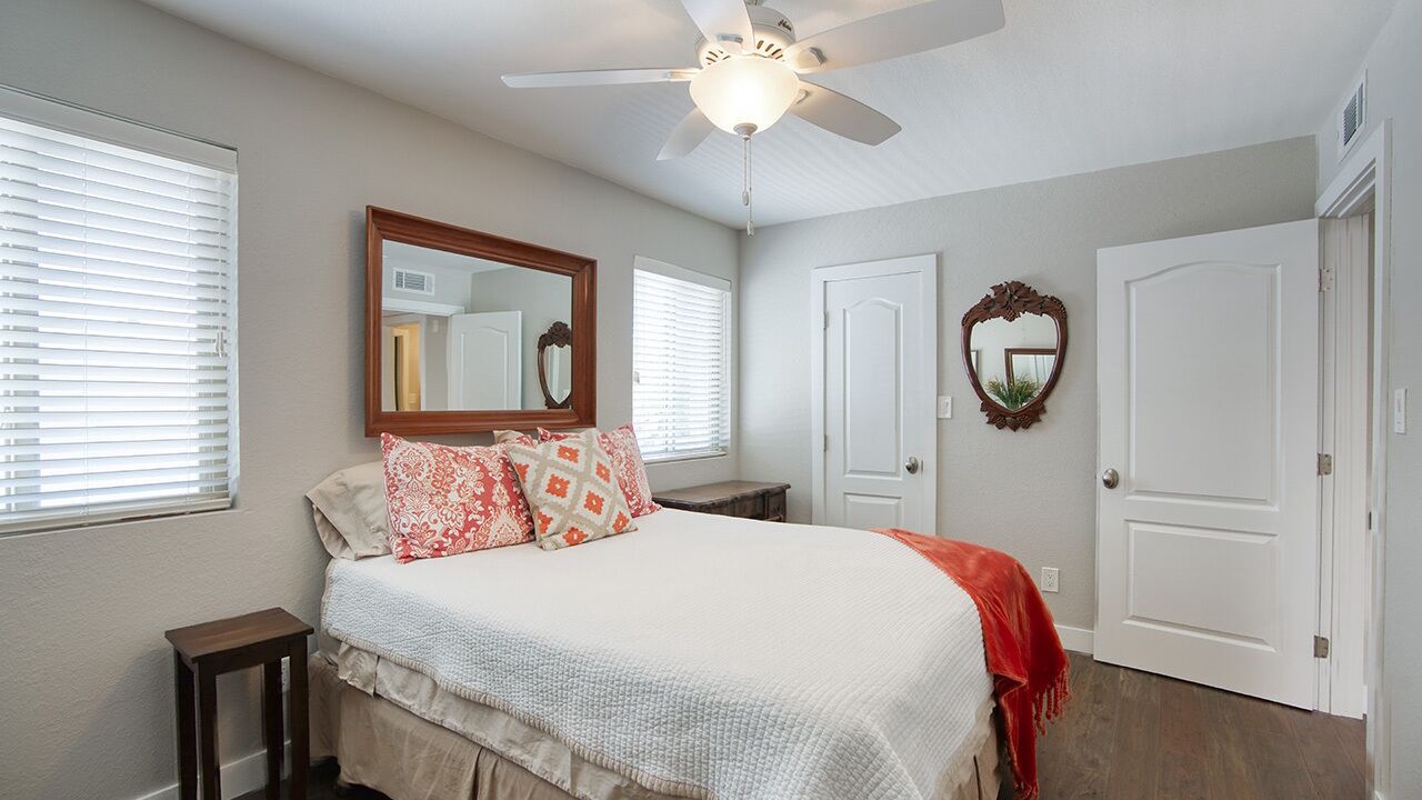 Photo of Bedroom in Central Commons