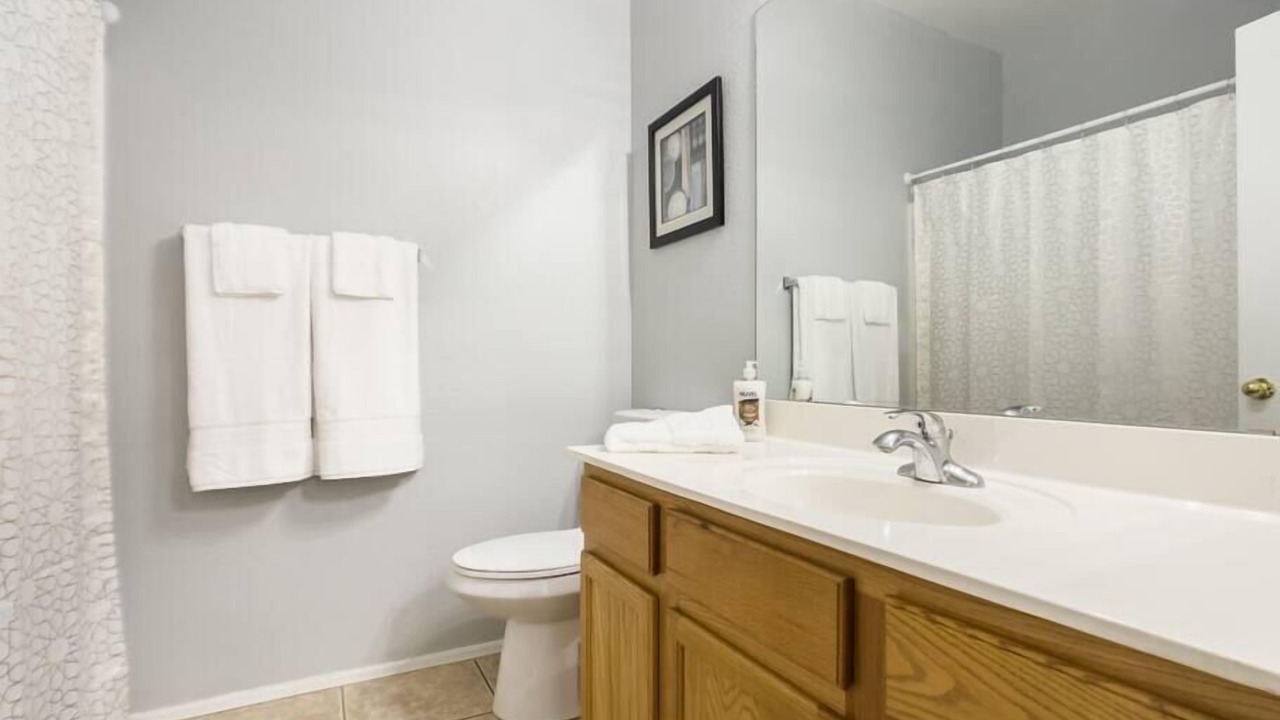 Photo of Bathroom in Alegre Community