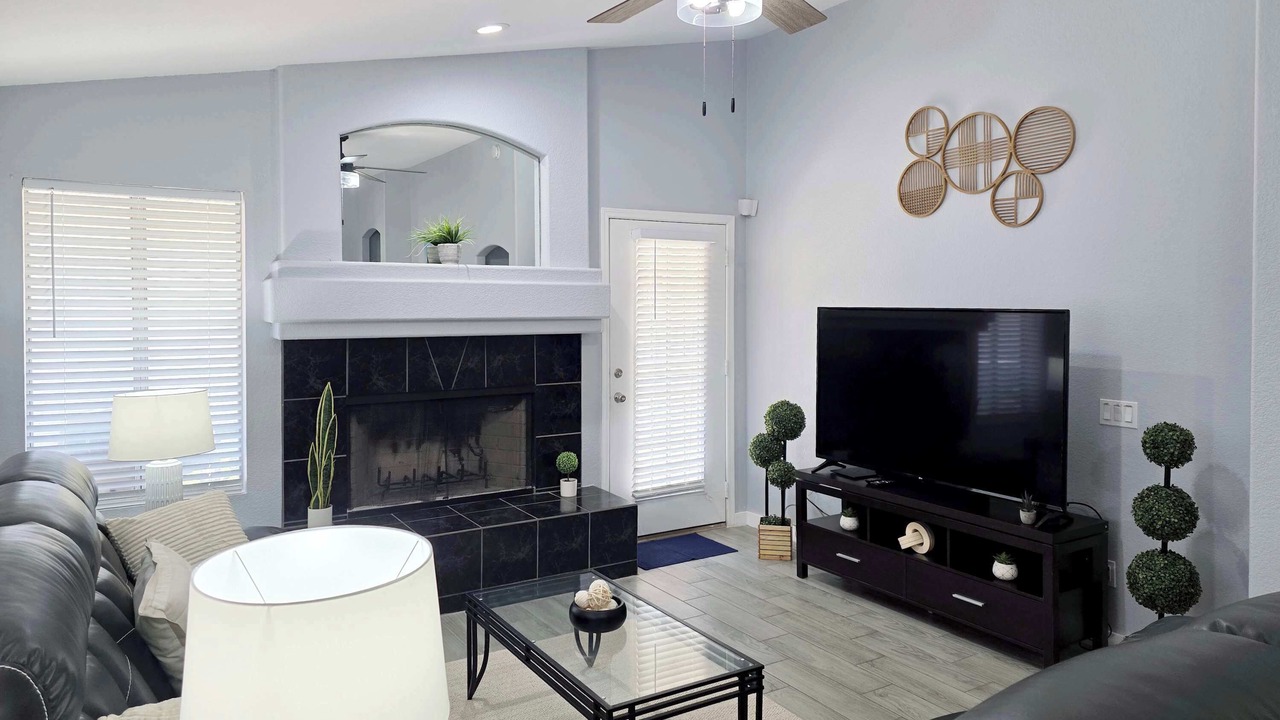 Photo of Livingroom in Chandler