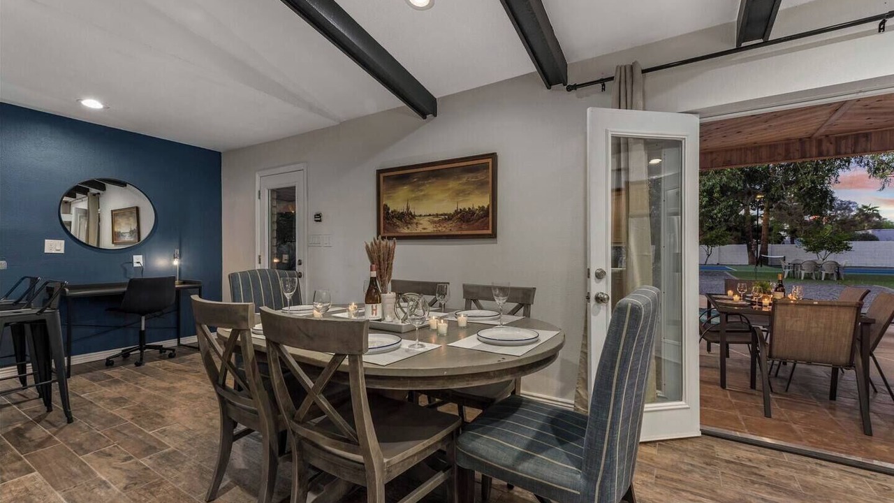 Photo of Livingroom in Shea North Estates