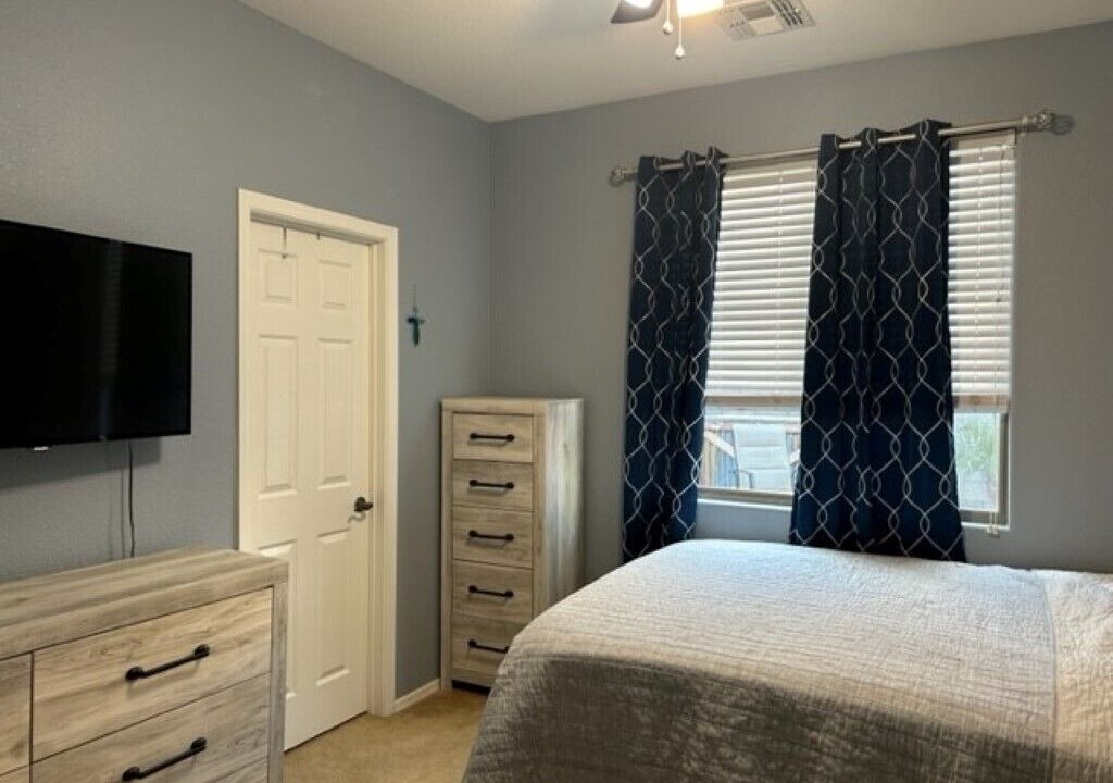 Photo of Bedroom in Rovey Farm Estates