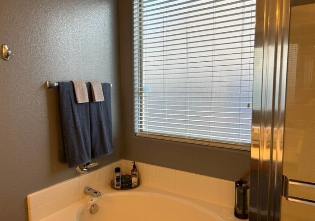 Photo of Bathroom in Rovey Farm Estates