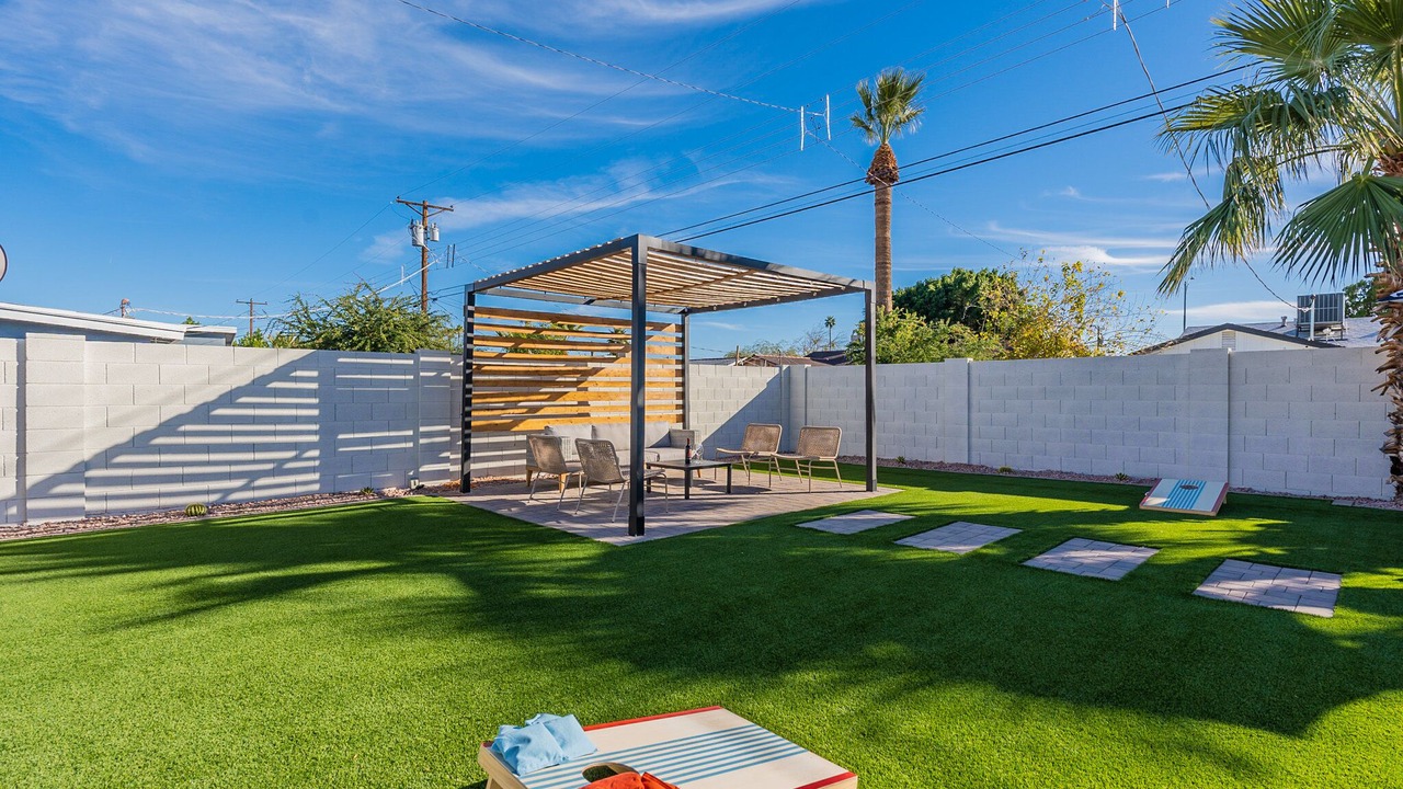 Photo of Outdoor in Papago Parkway