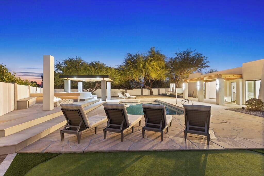 Photo of Others in Paradise Valley