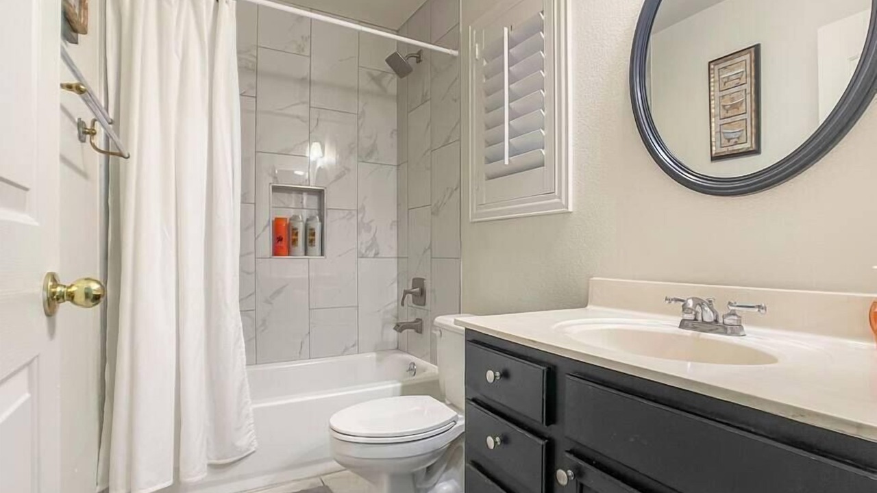 Photo of Bathroom in Sierra Tempe