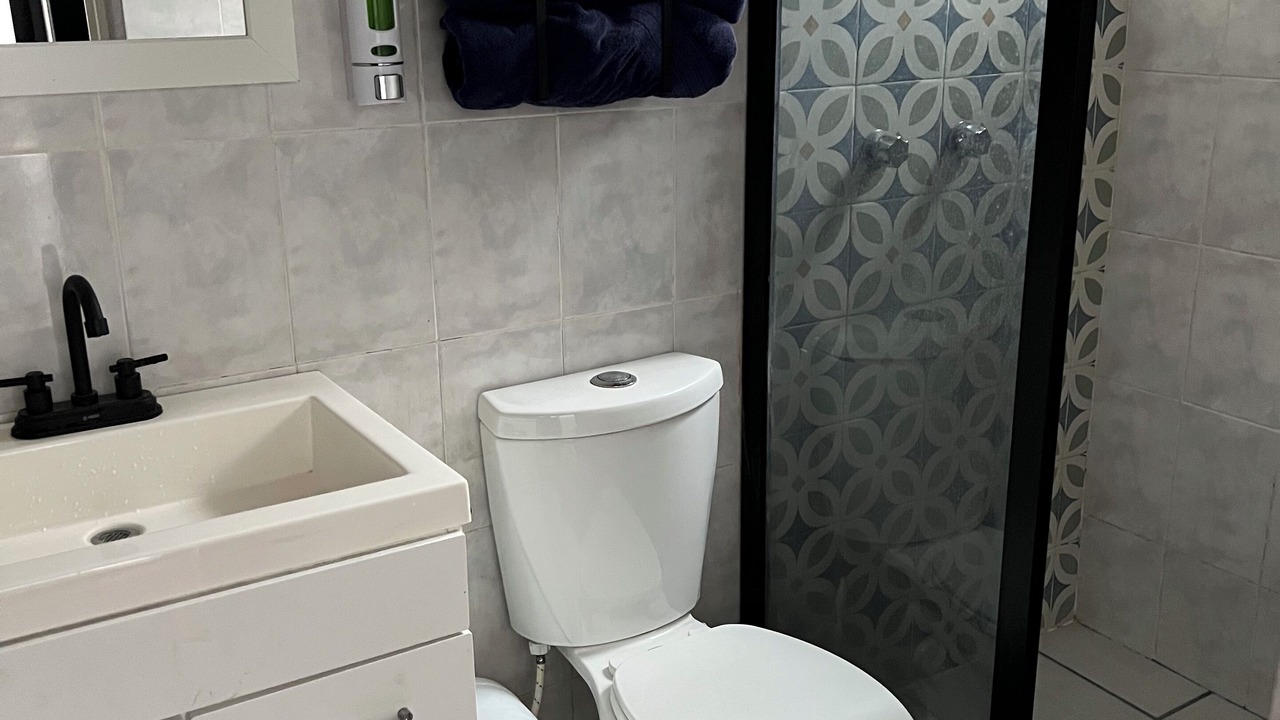 Photo of Bathroom in La Salle 2