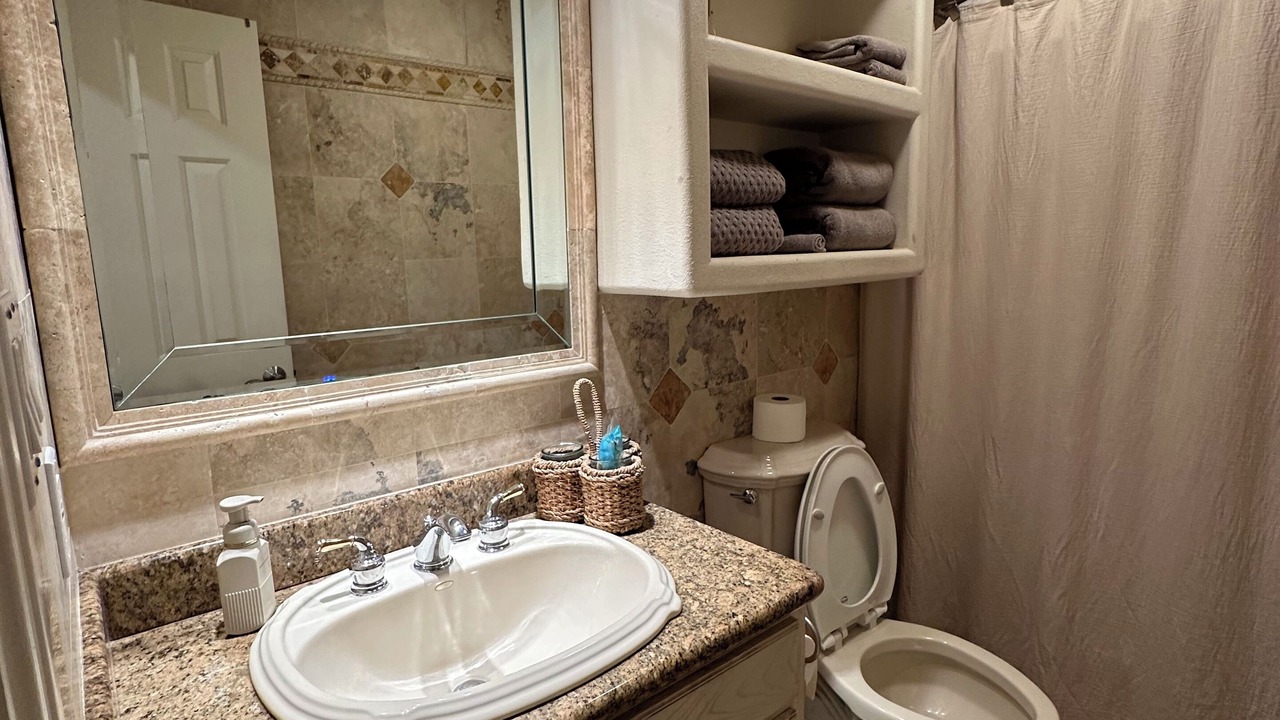 Photo of Bathroom in Brownsville