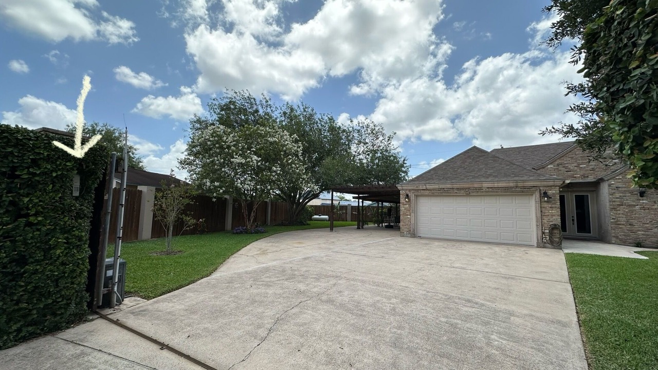 Photo of Outdoor in Brownsville