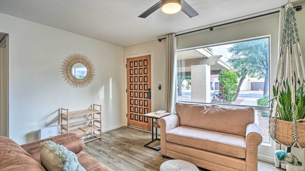 Photo of Livingroom in Litchfield Park