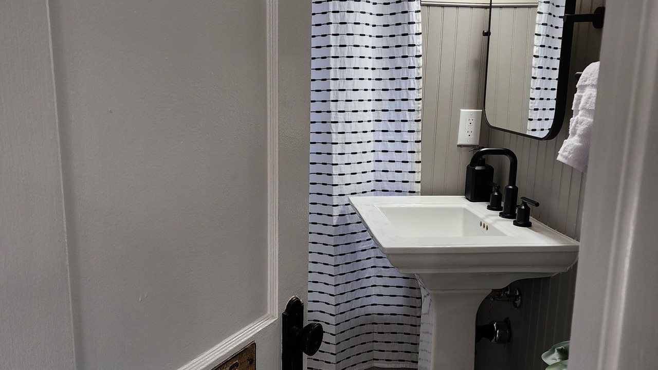 Photo of Bathroom in Coronado