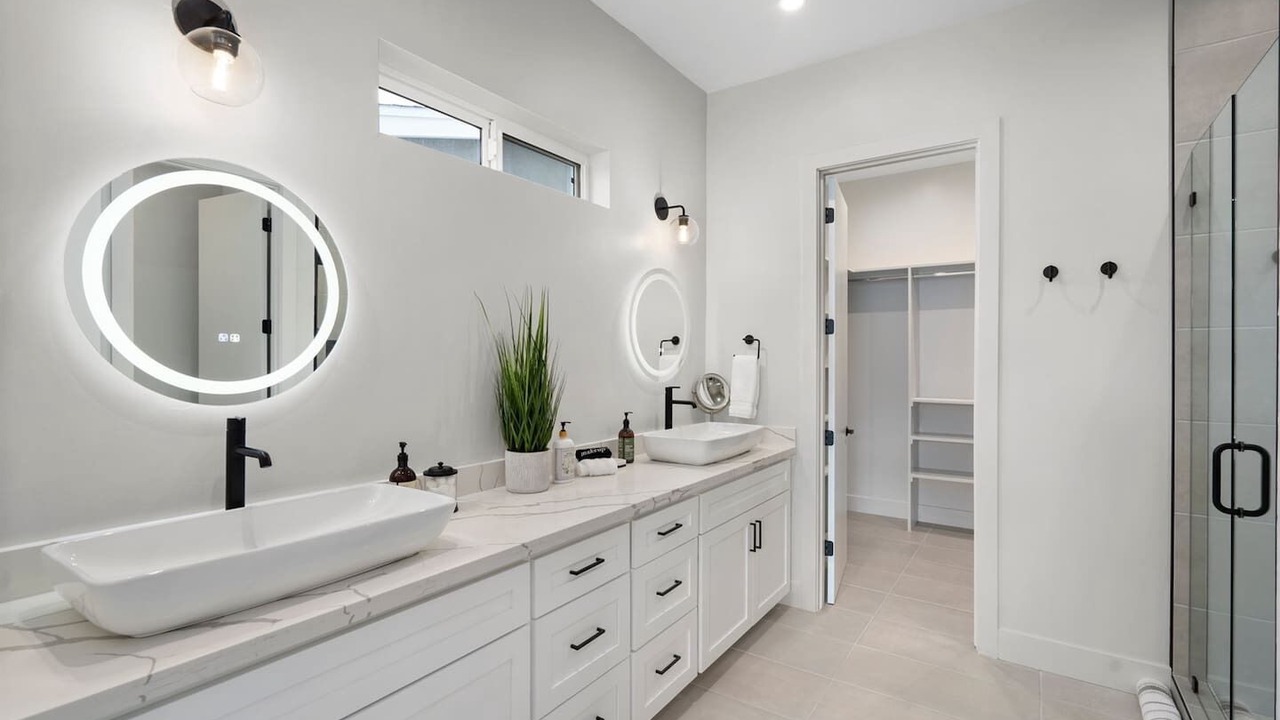 Photo of Bathroom in Arcadia Lite