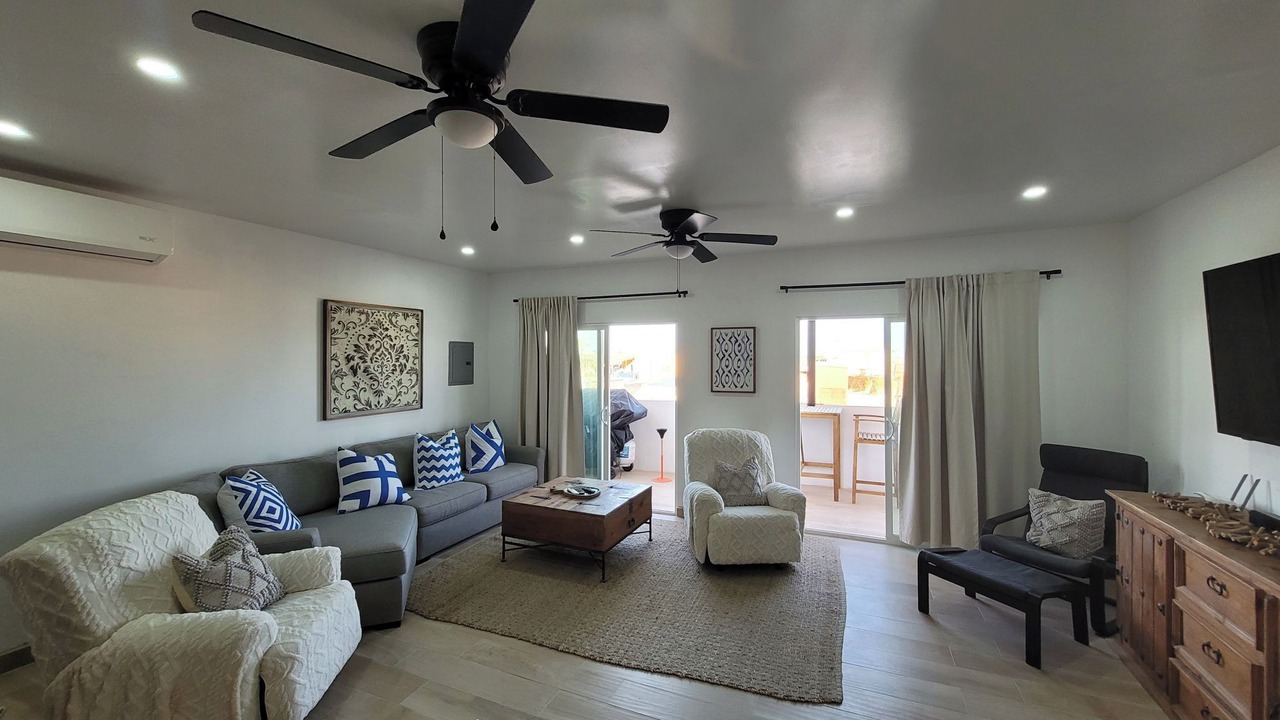 Photo of Livingroom in Cholla Bay