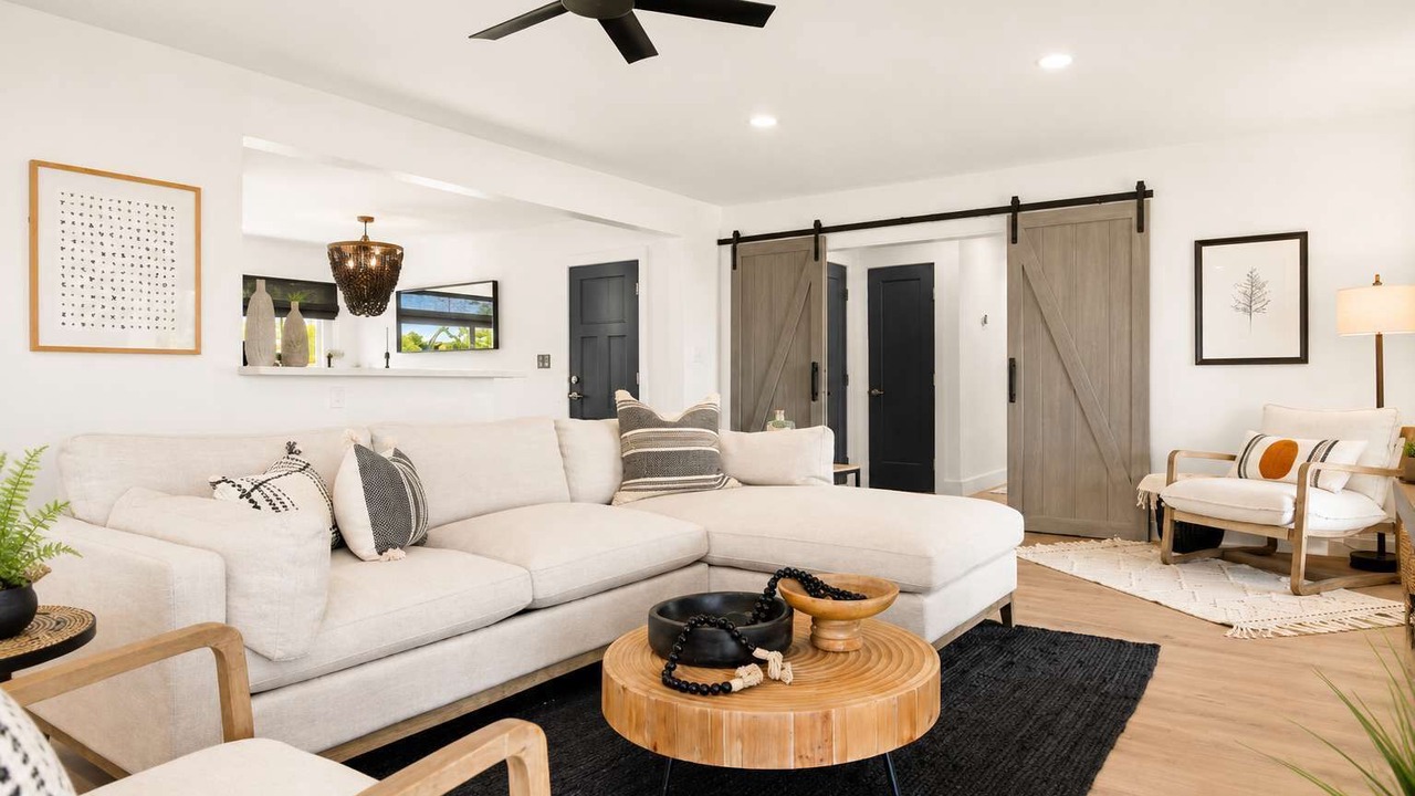 Photo of Livingroom in Camelback Shadows
