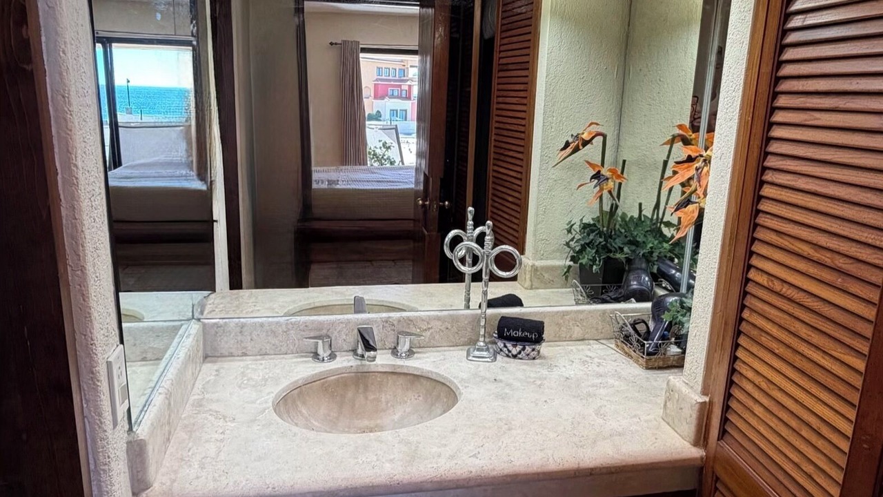 Photo of Bathroom in Marina