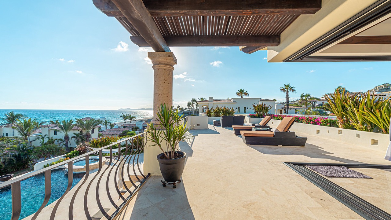 Photo of Patio Balcony in Buzzards