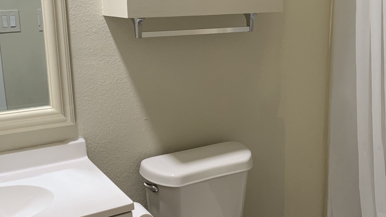 Photo of Bathroom in Brownsville