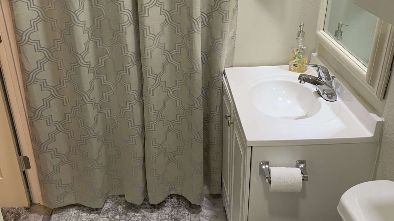 Photo of Bathroom in Brownsville